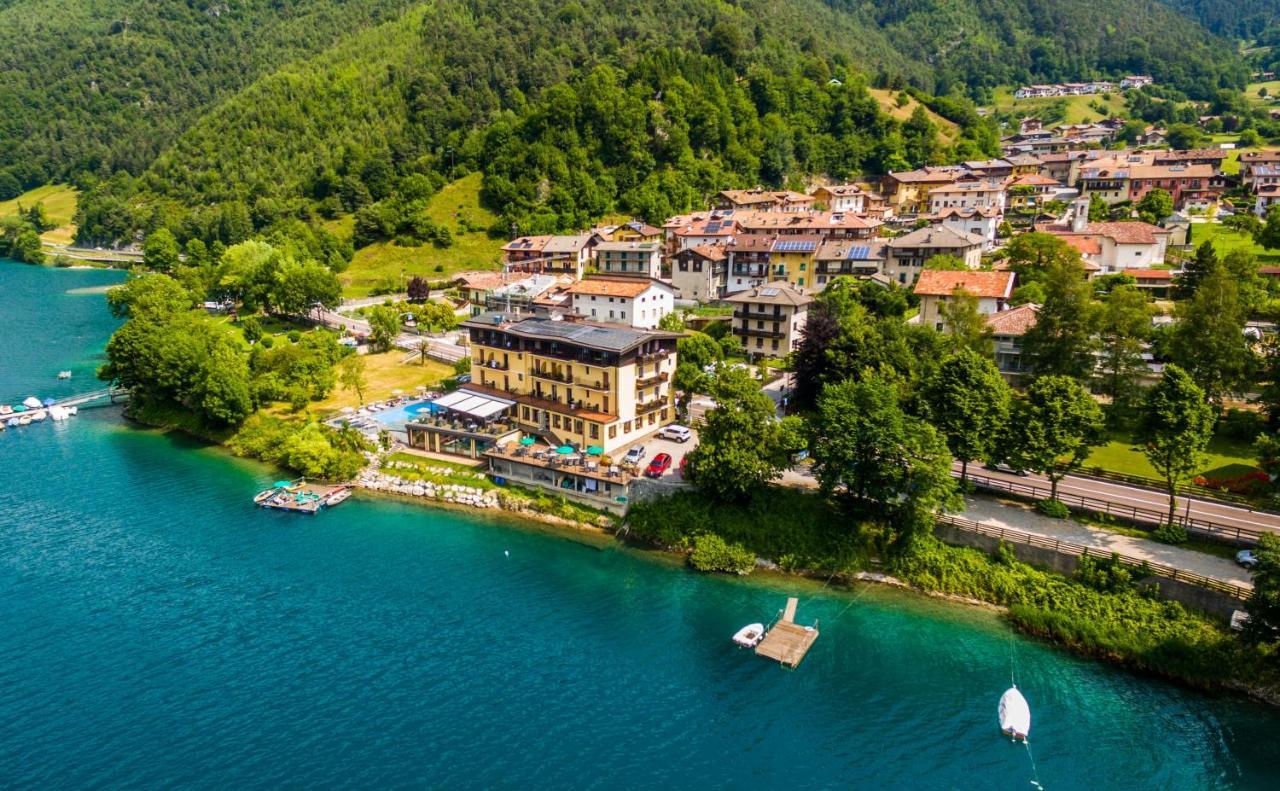 Albergo Mezzolago Dış mekan fotoğraf